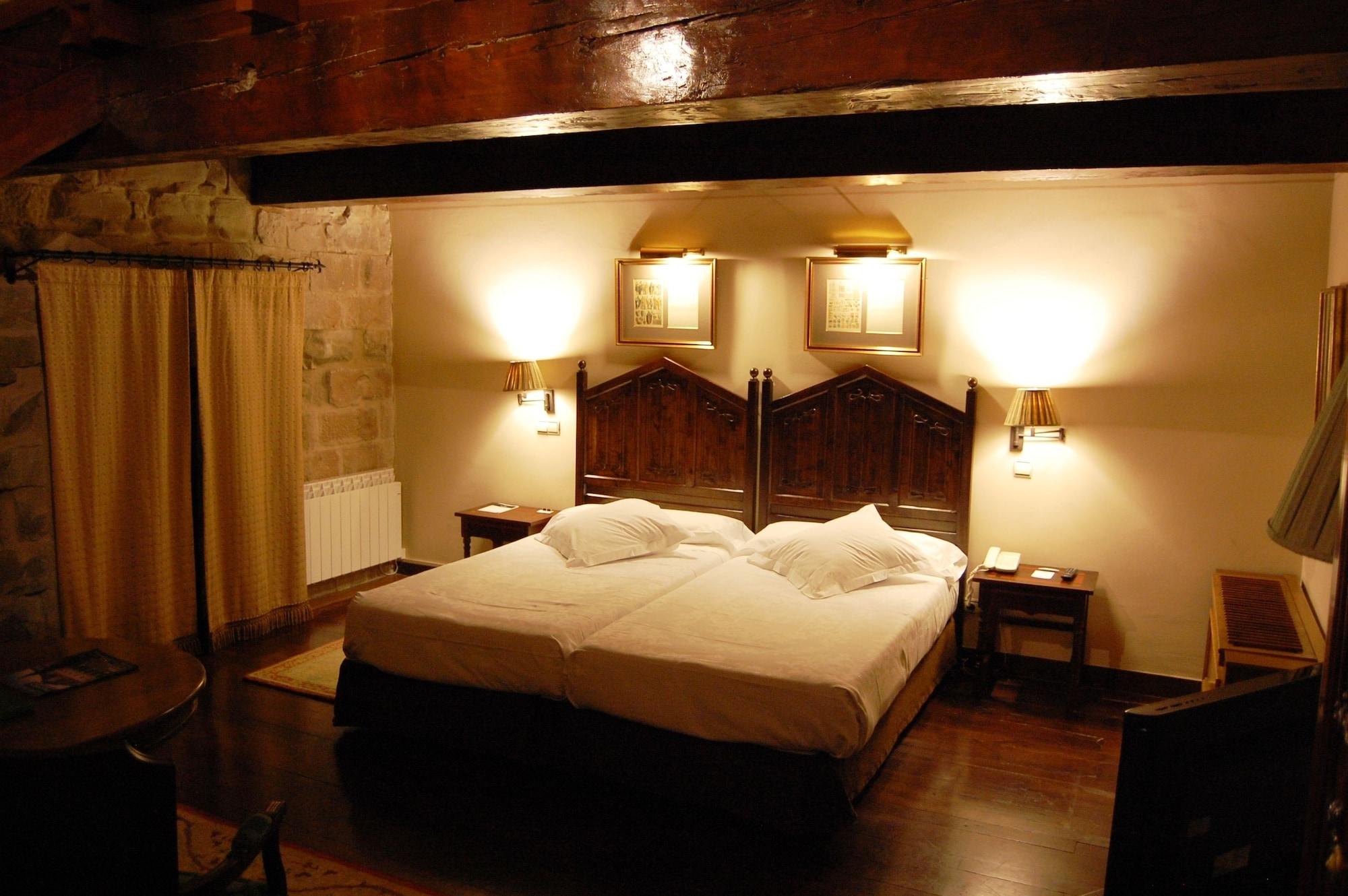 Parador De Olite Zewnętrze zdjęcie